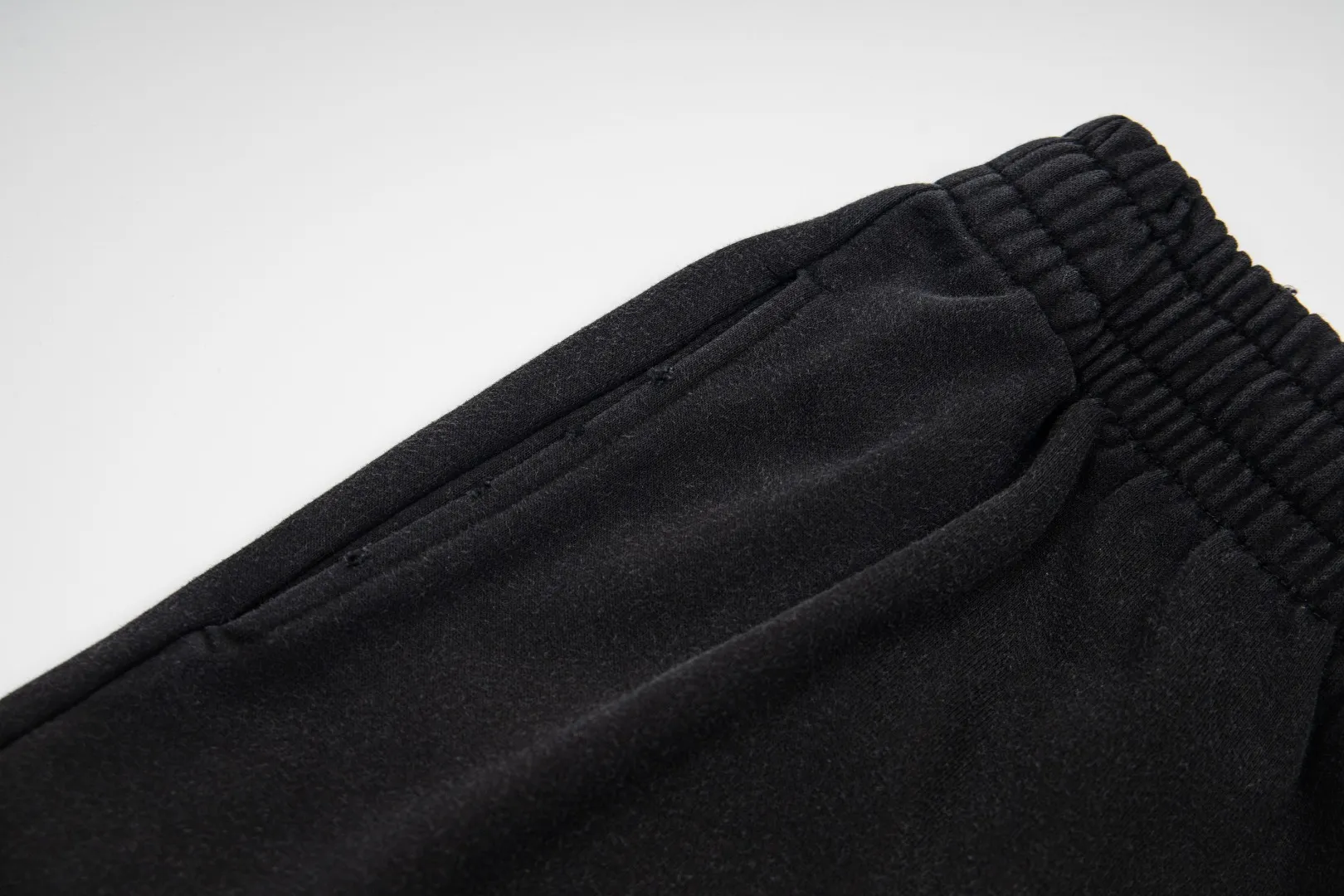 💰P115 Balenciaga 26SSNew Arrival 460 Size：1234 : Black